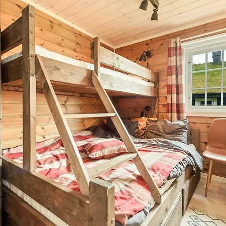 9 Person In * Rauland